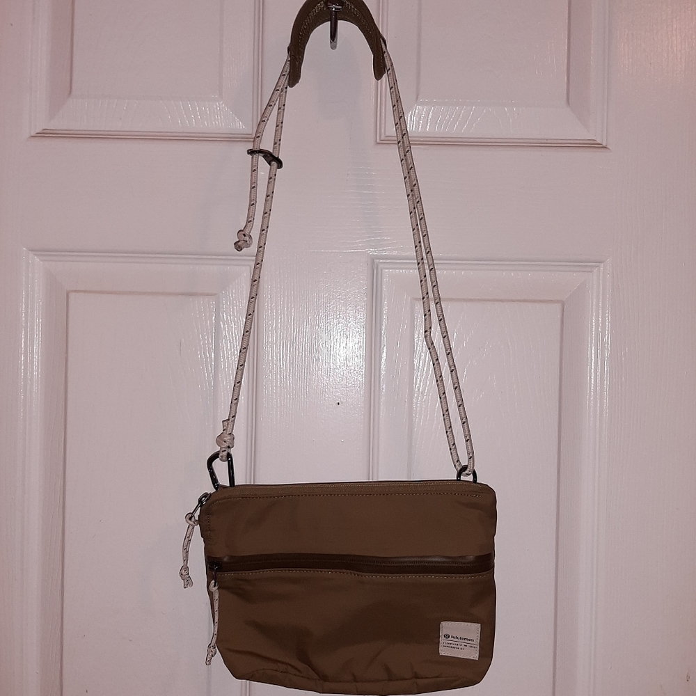 Lululemon Patch Logo Crossbody Purse